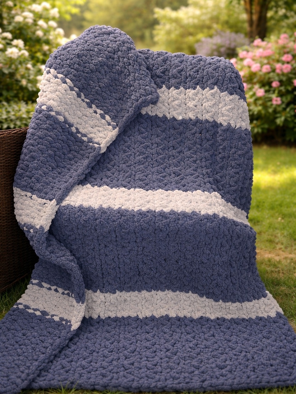 Plush Chunky Hand Knit Blue and Light Grey Lg Throw Blanket